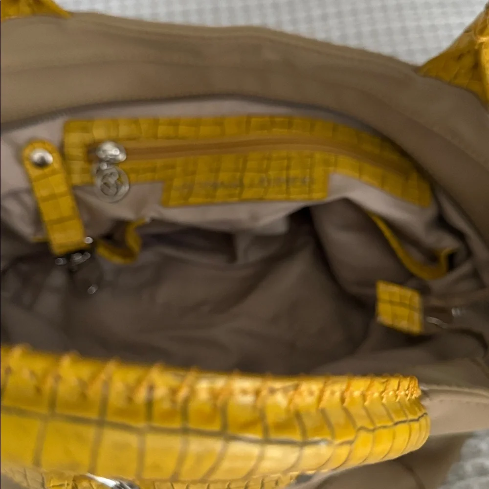 Stylish Tan and Yellow Women's Bag - Picture 4 of 6